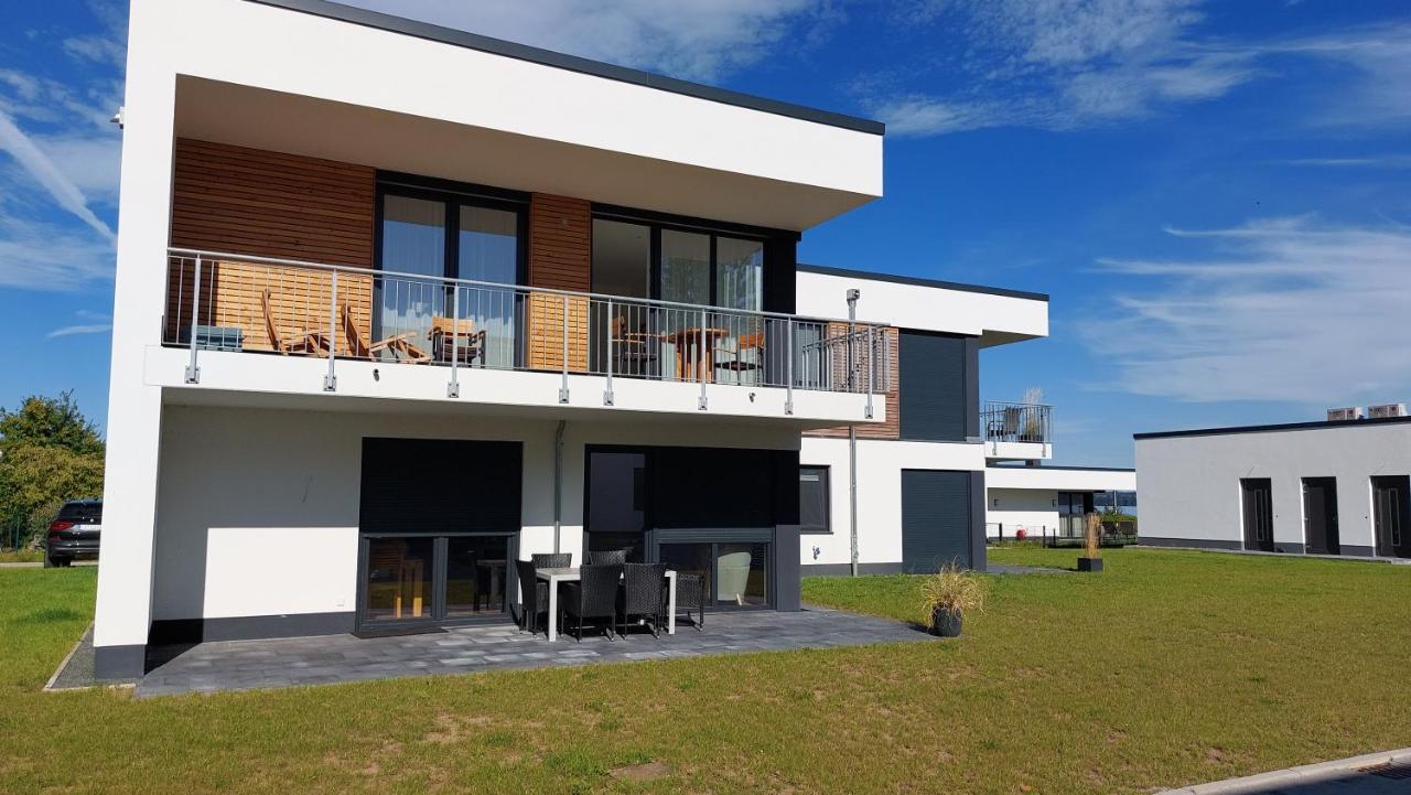 Hangar 19 Wohnung Seerose 2-3 Schwerin  Eksteriør billede